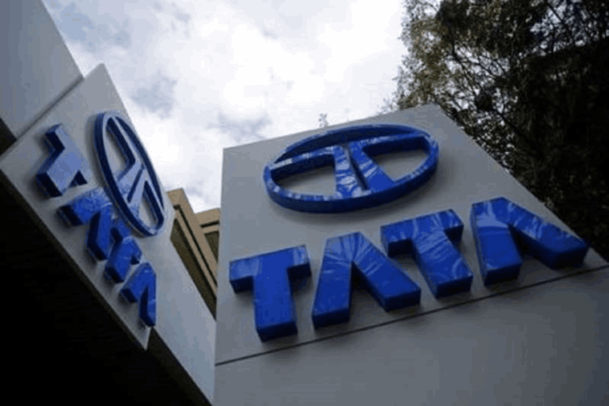 Tata Motors share Tata Motors share